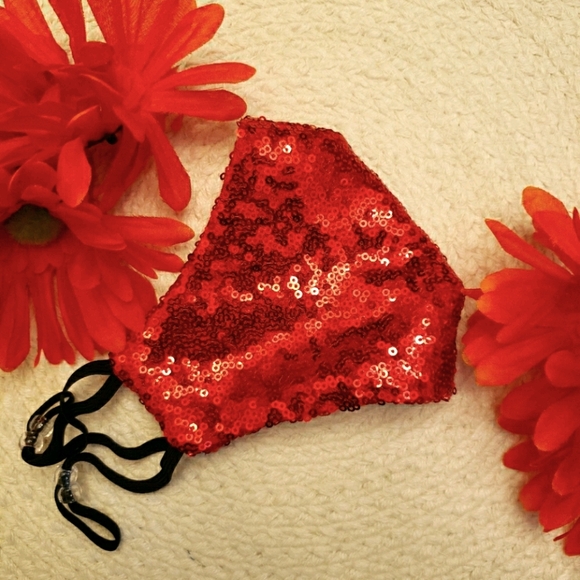 SEQUIN FACEMASK - Picture 1 of 2
